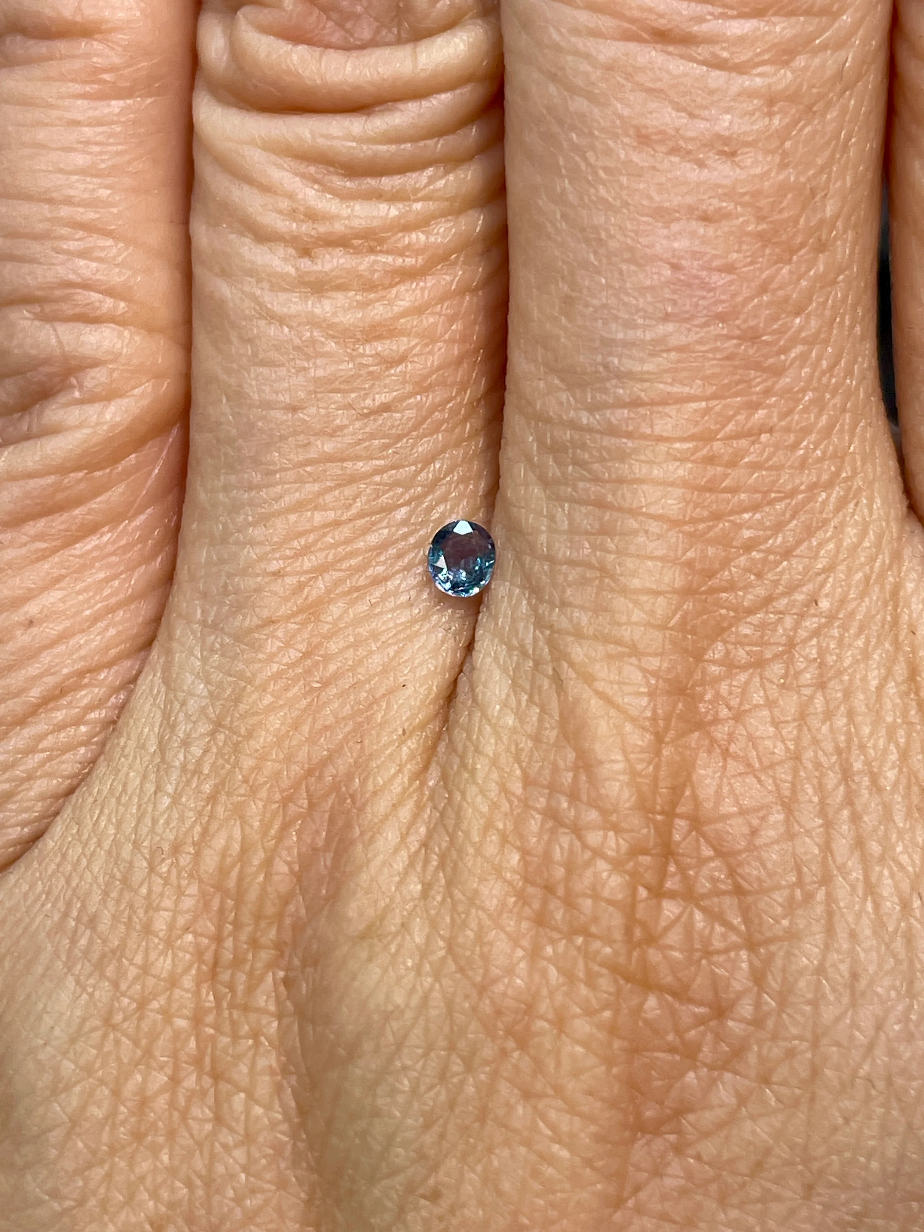 0.14 Carat Alexandrite - Russian -  GIA - Image 2