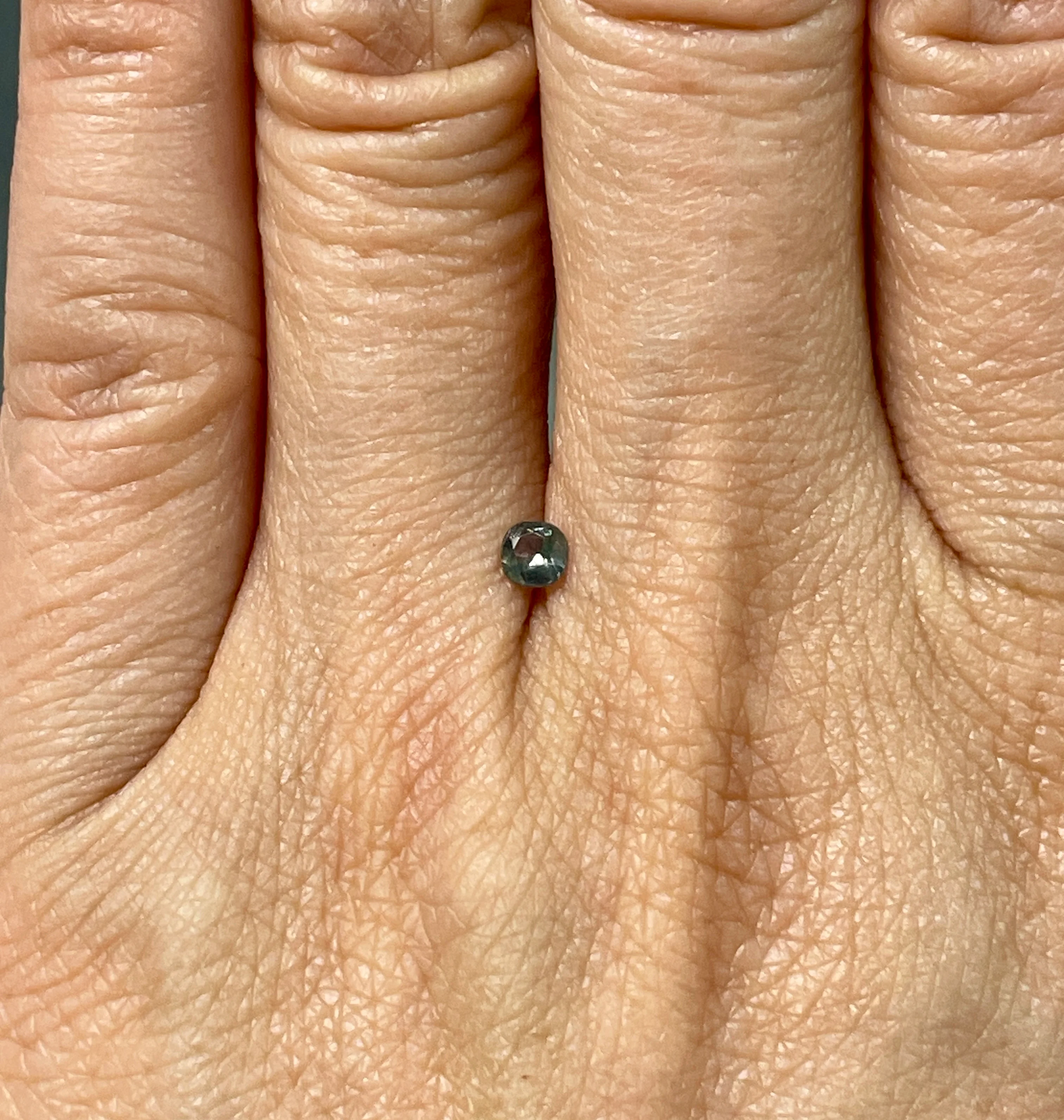 0.21 Carat Alexandrite - Russian - GIA - Image 2