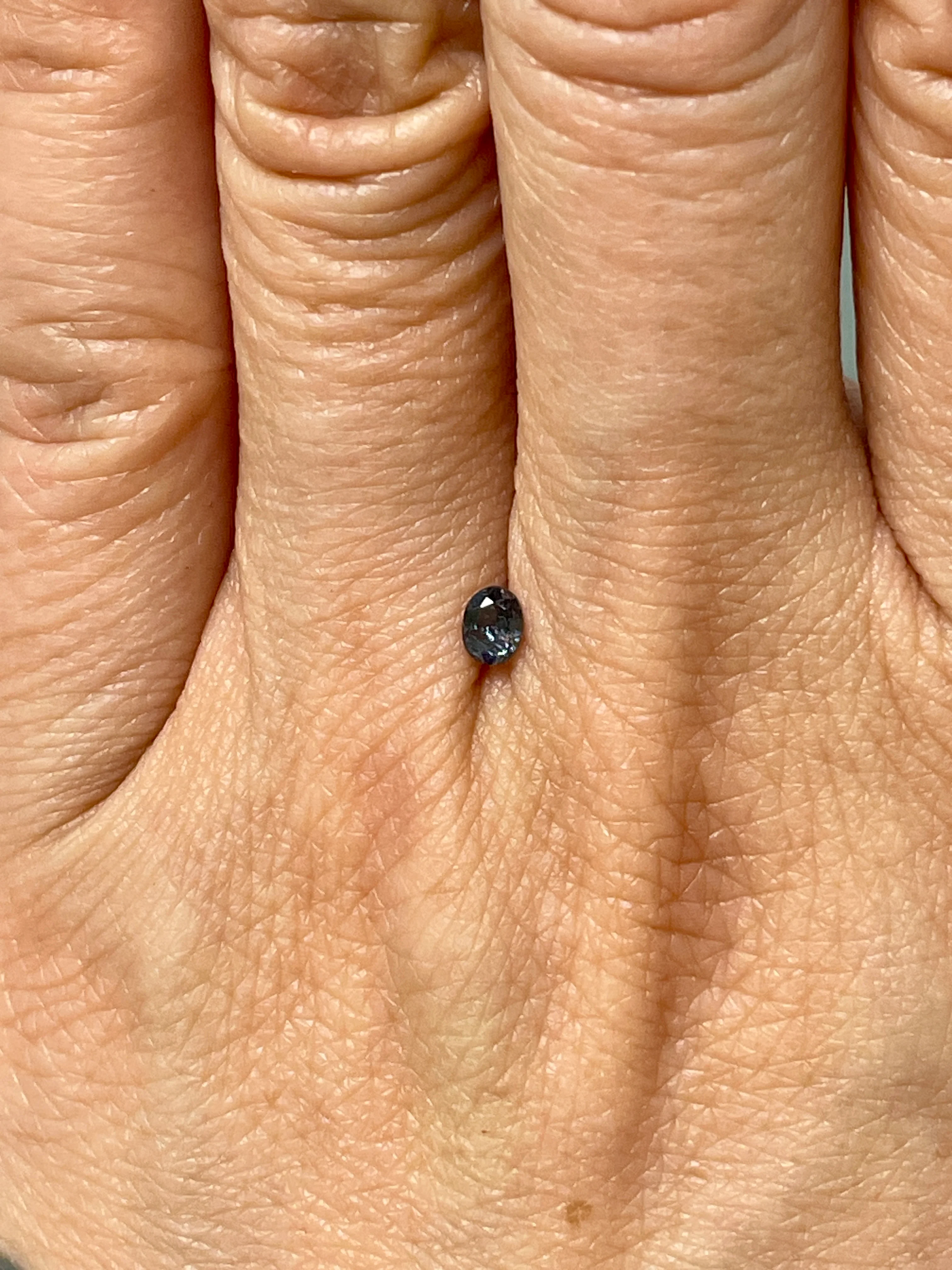 0.22 Carat Alexandrite - Russian - GIA - Image 2