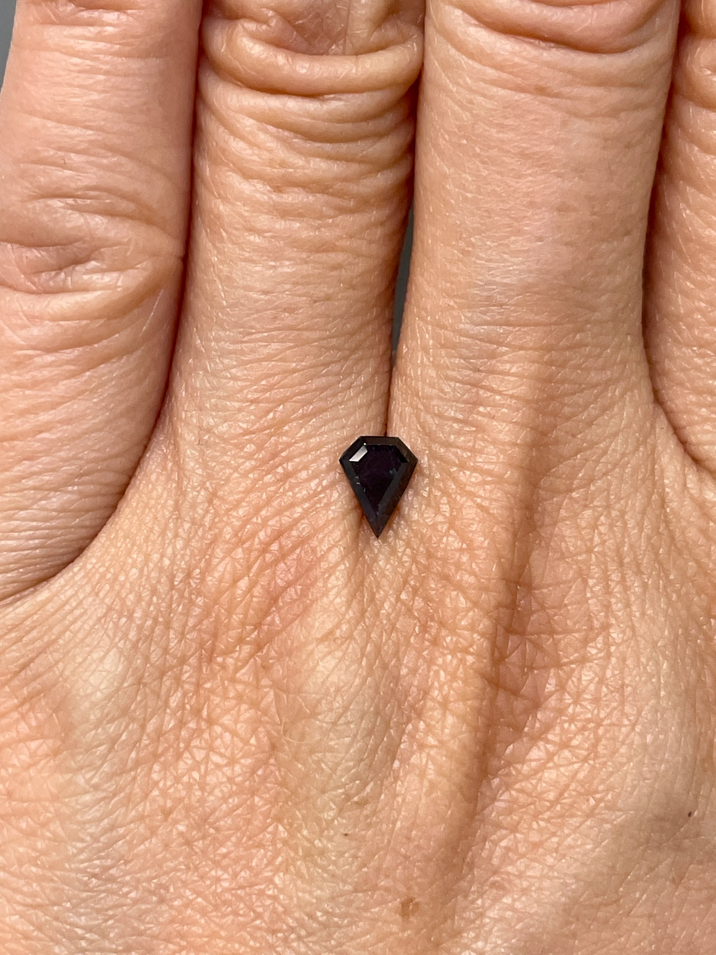 0.51 Carat Alexandrite - Russian - GIA - Image 2