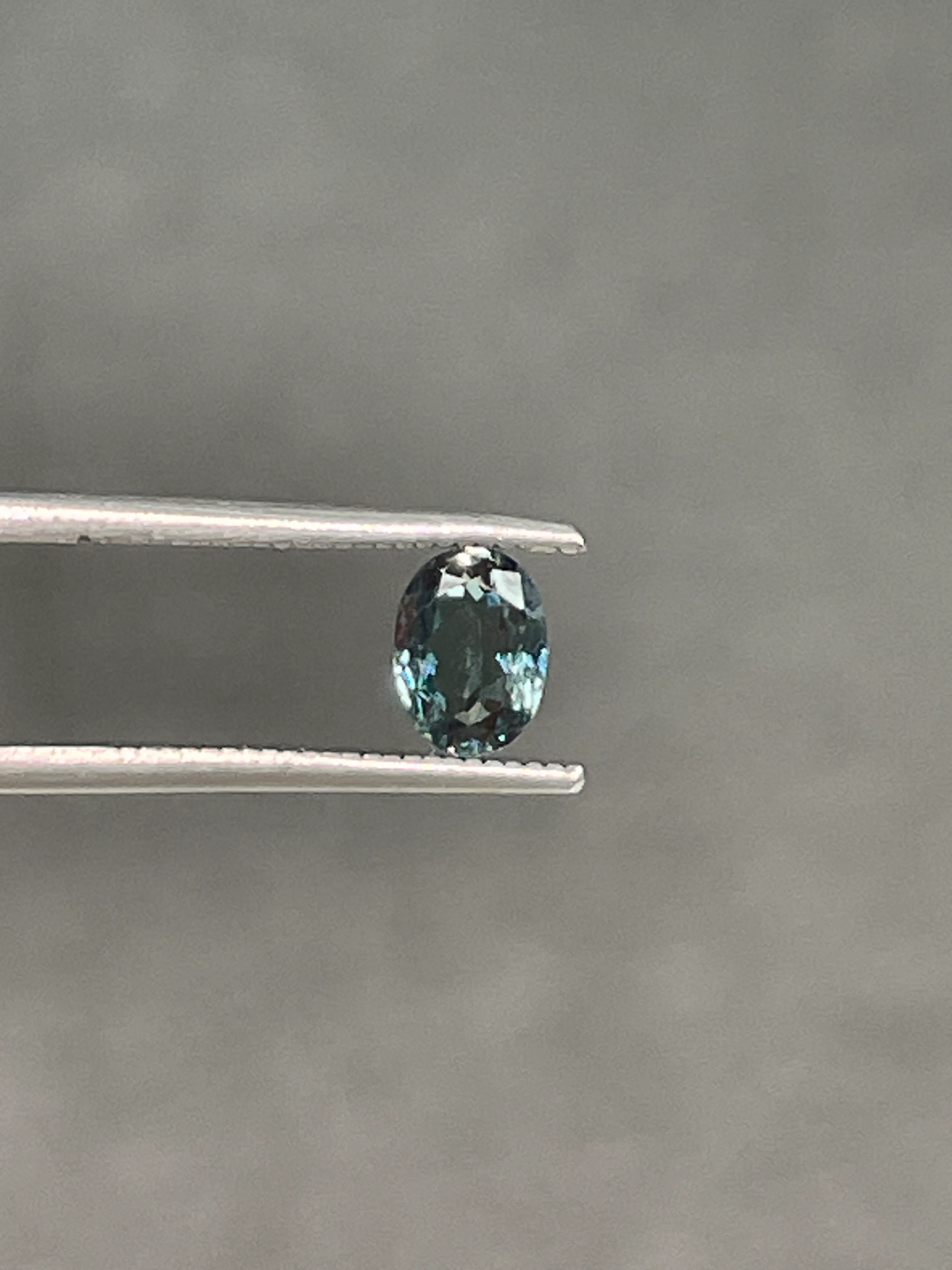 0.65 Carat Alexandrite - India - GIA - Image 3
