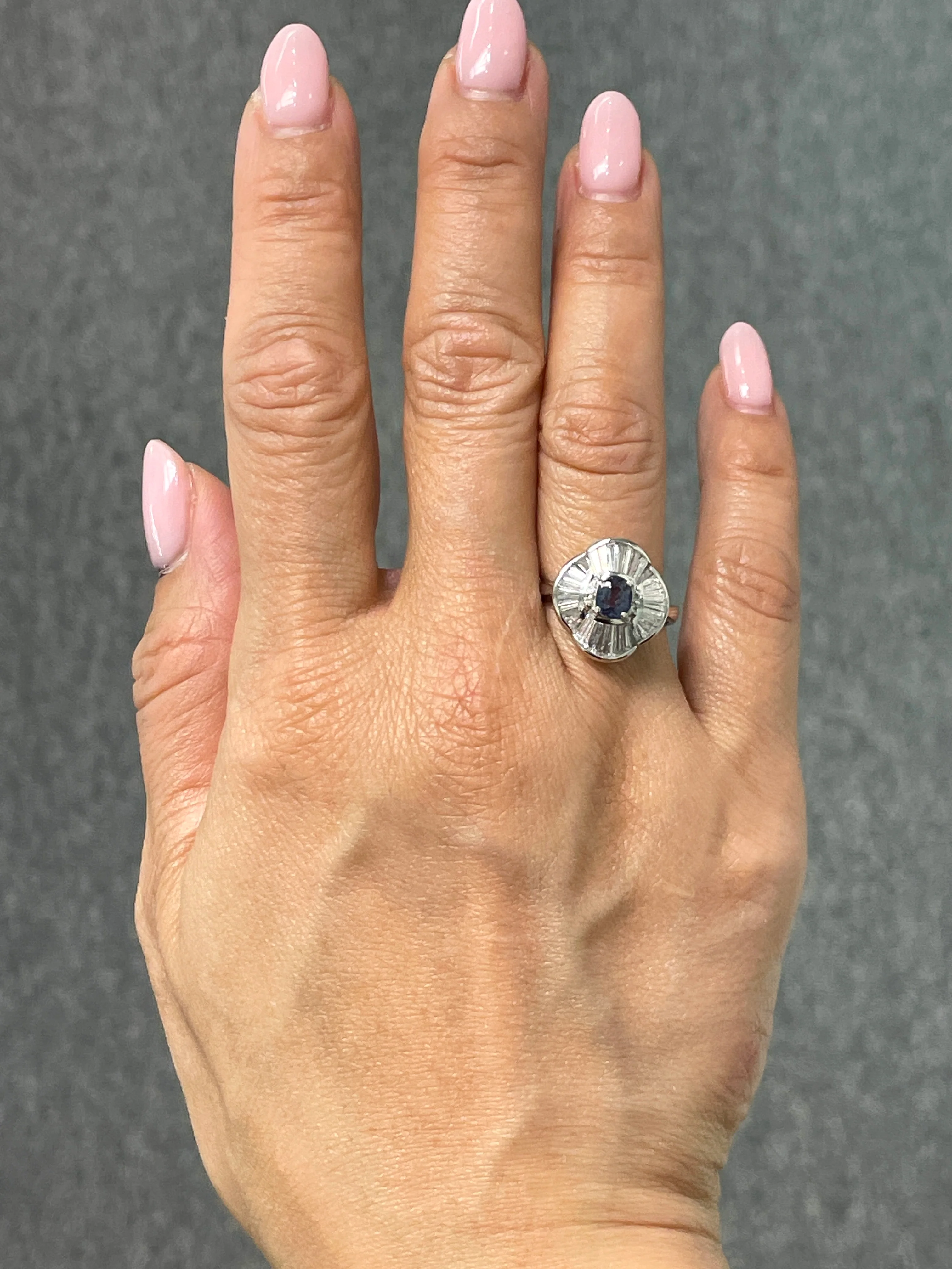 0.68 Carat Alexandrite and Diamond Ring- GIA - Image 3