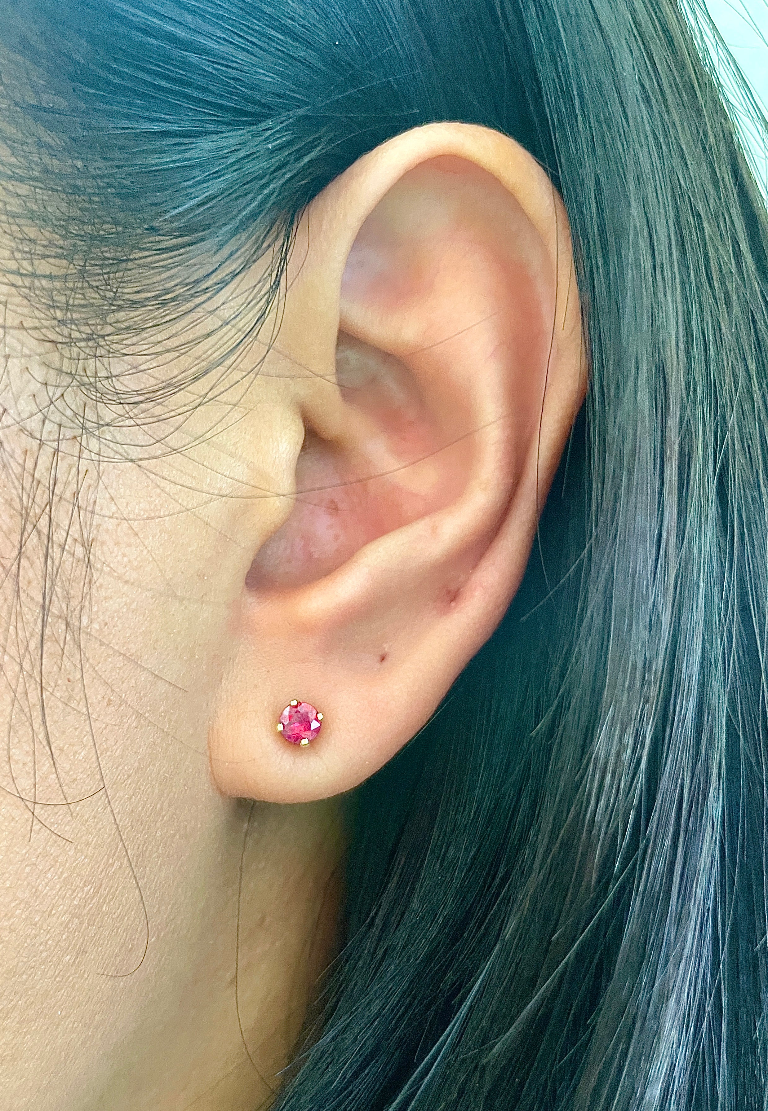0.75 Carat Ruby Studs - Image 2