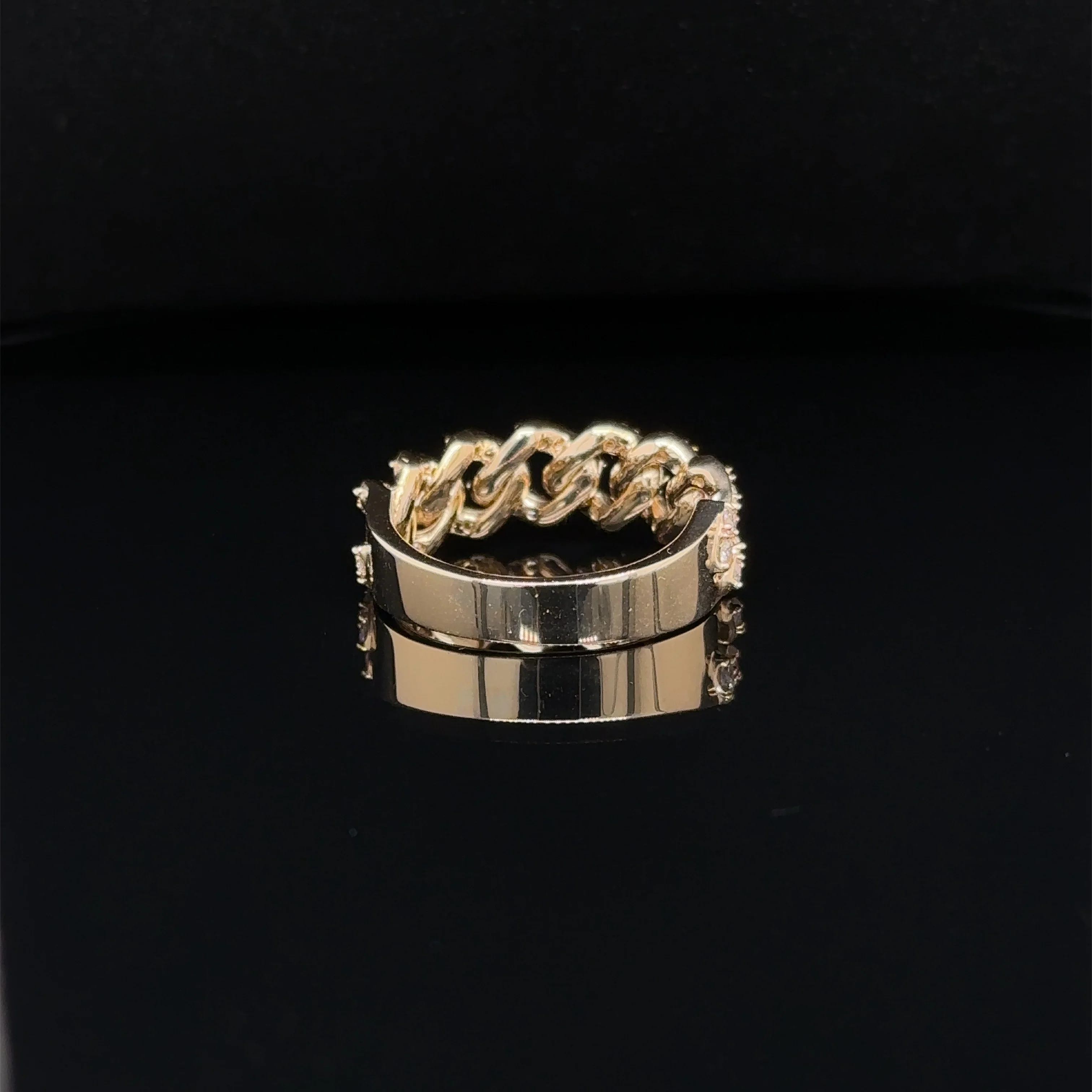0.90 Carat Cuban Diamond Ring - Image 5