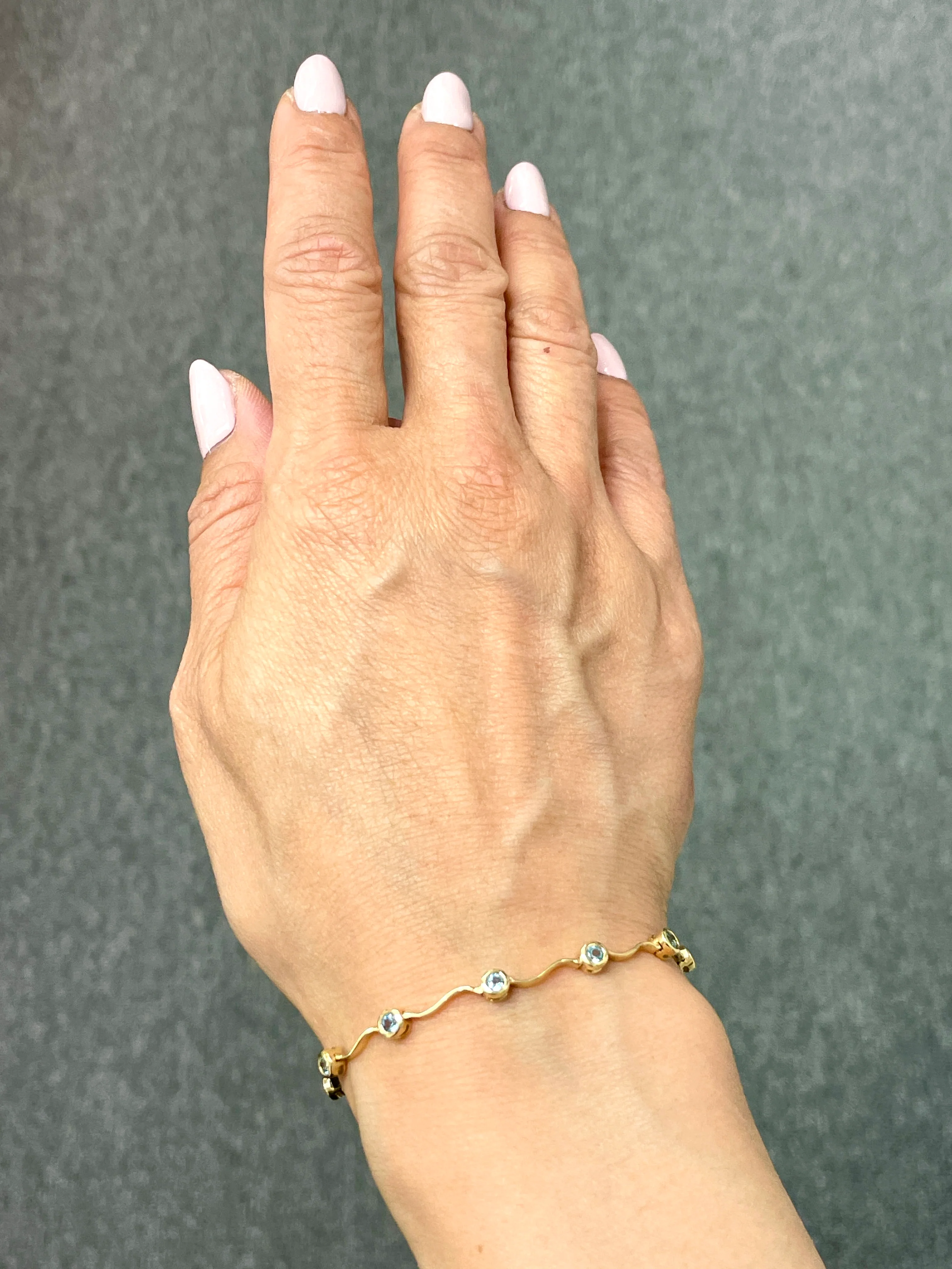1.00 Carat Aquamarine Bracelet - Image 2