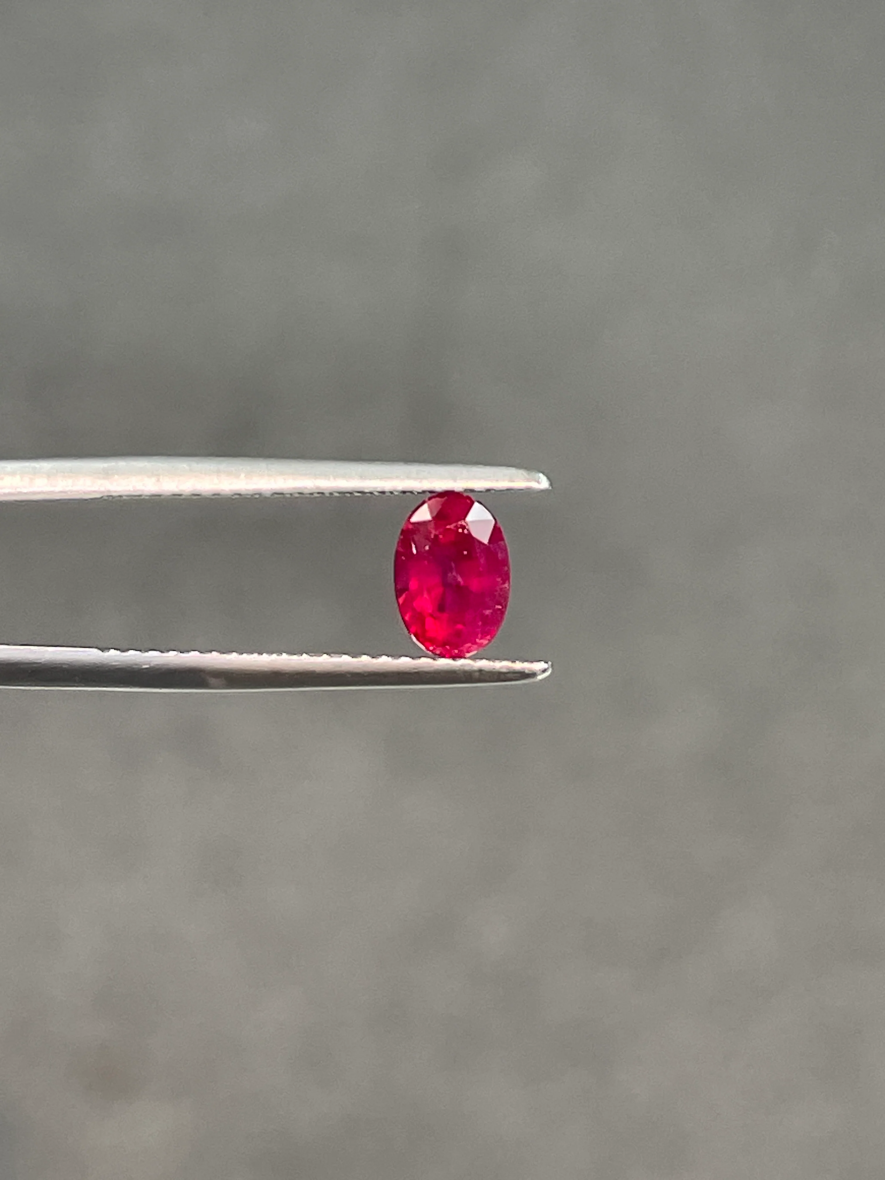 1.21 Carat Ruby - GIA - Burma Pigeons Blood - Image 3