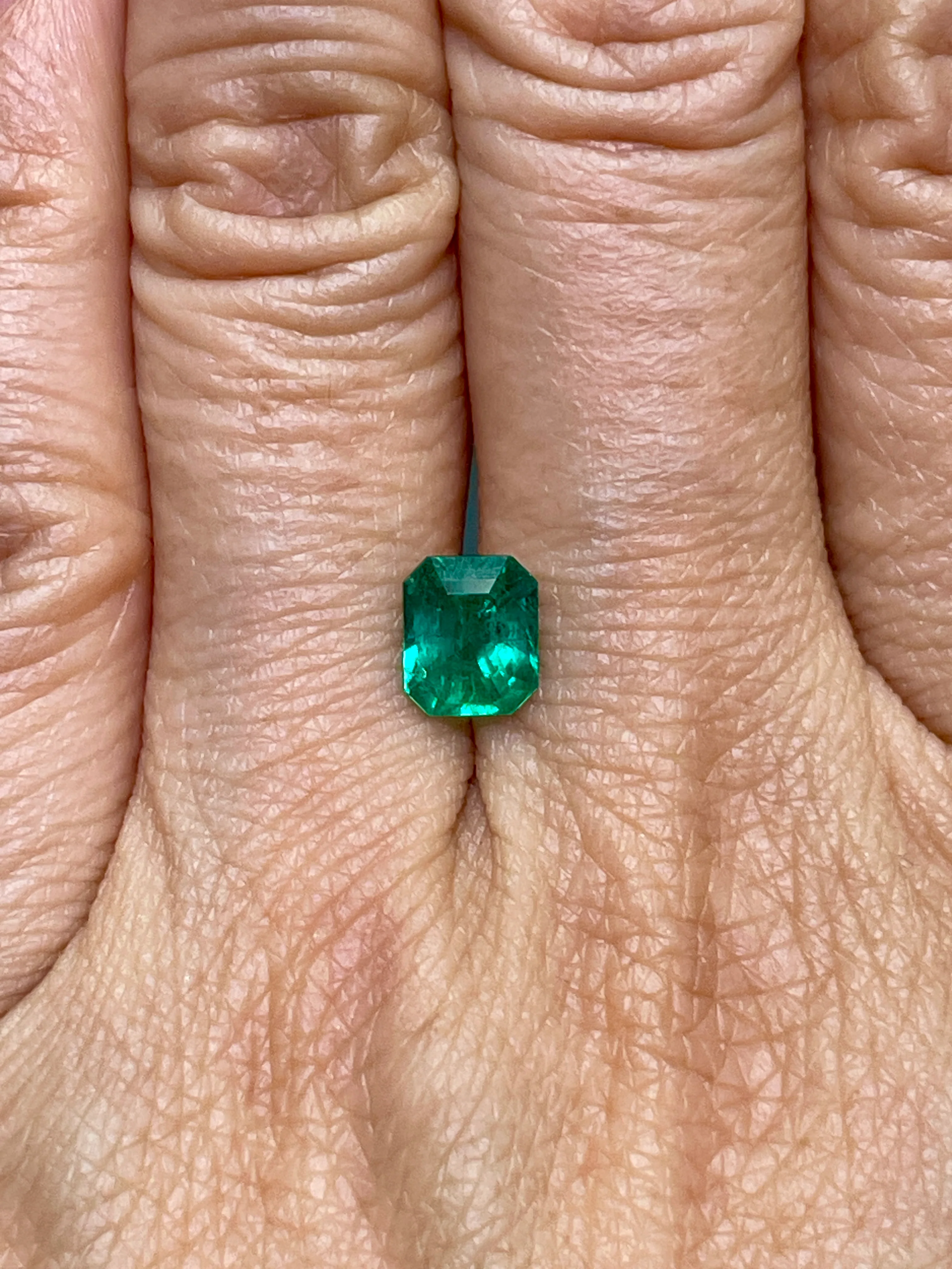 1.32 Carat Emerald - Image 2