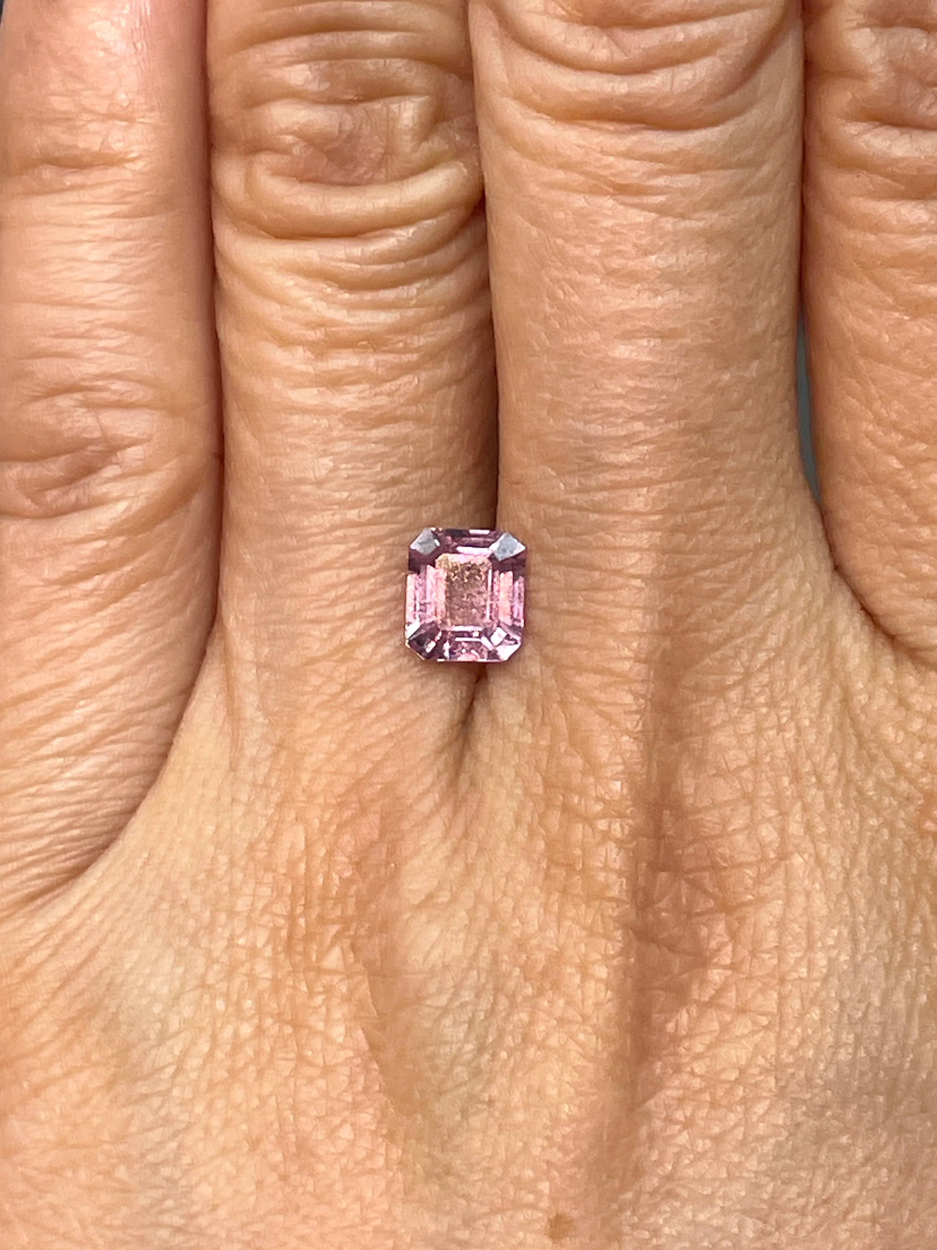 1.54 Carat Pink Sapphire - Image 3