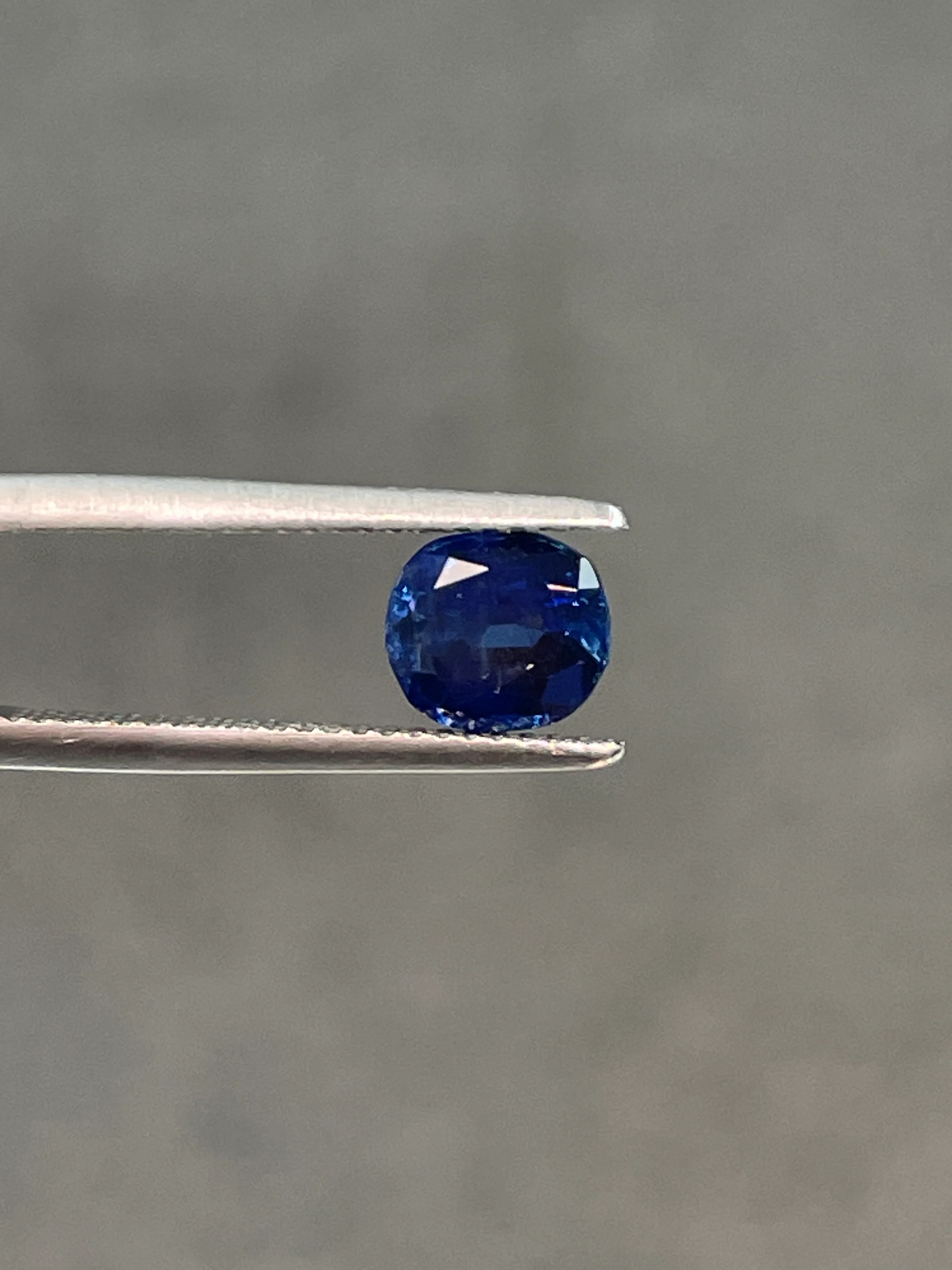 1.58 Carat Blue Sapphire - Image 3