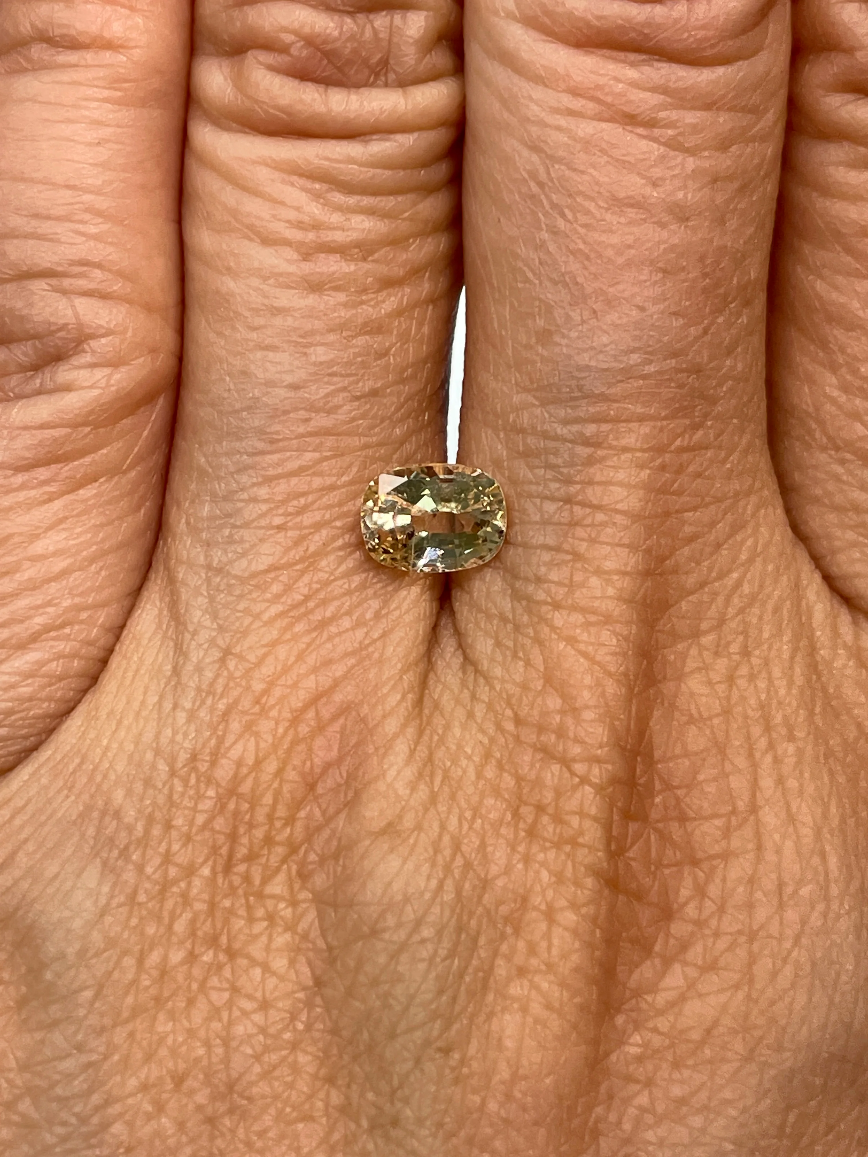 1.78 Carat Yellow Sapphire - EGL - Image 3