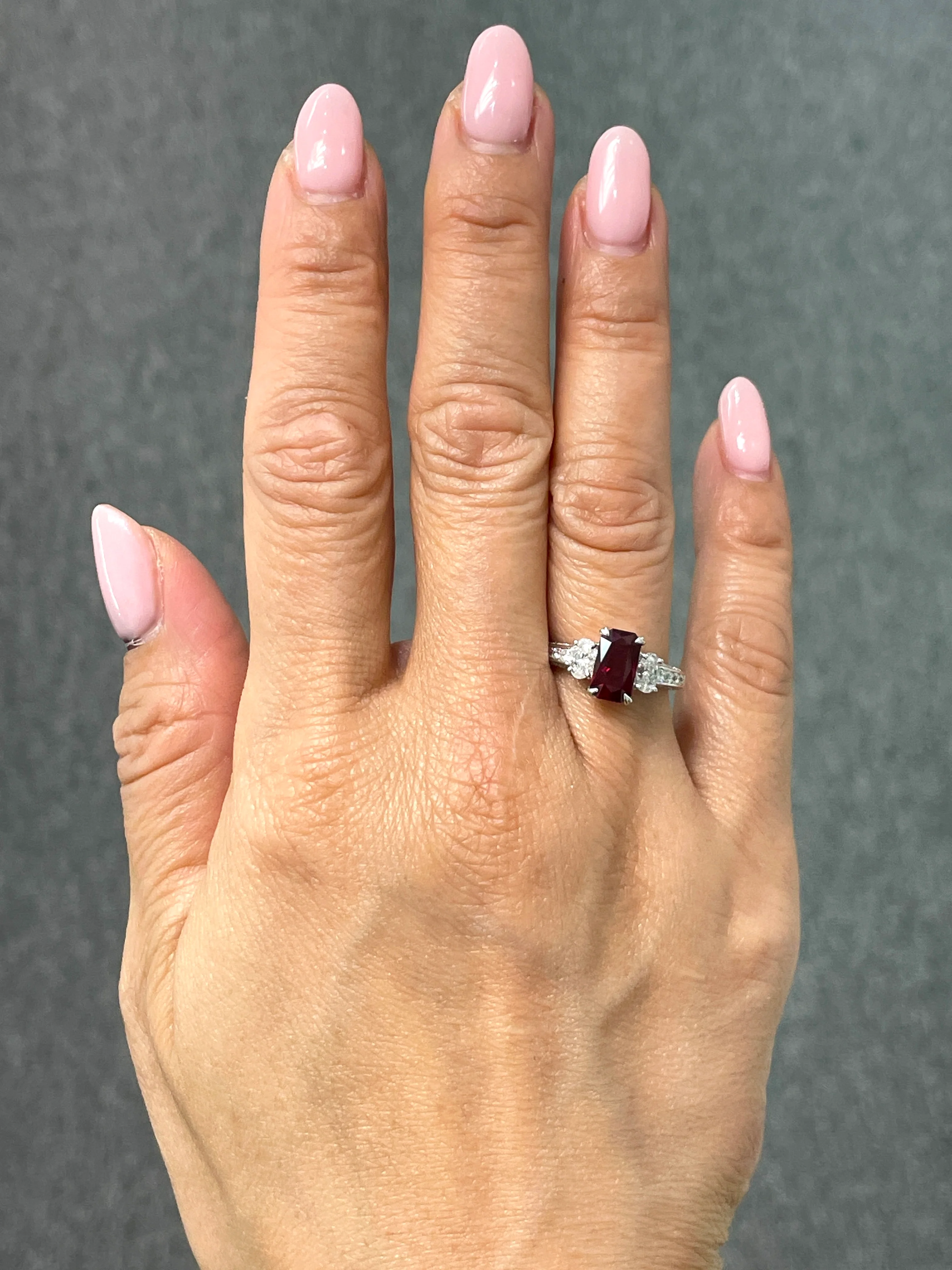 1.93 Carat Burma Ruby and Diamond Ring- GIA - Image 2