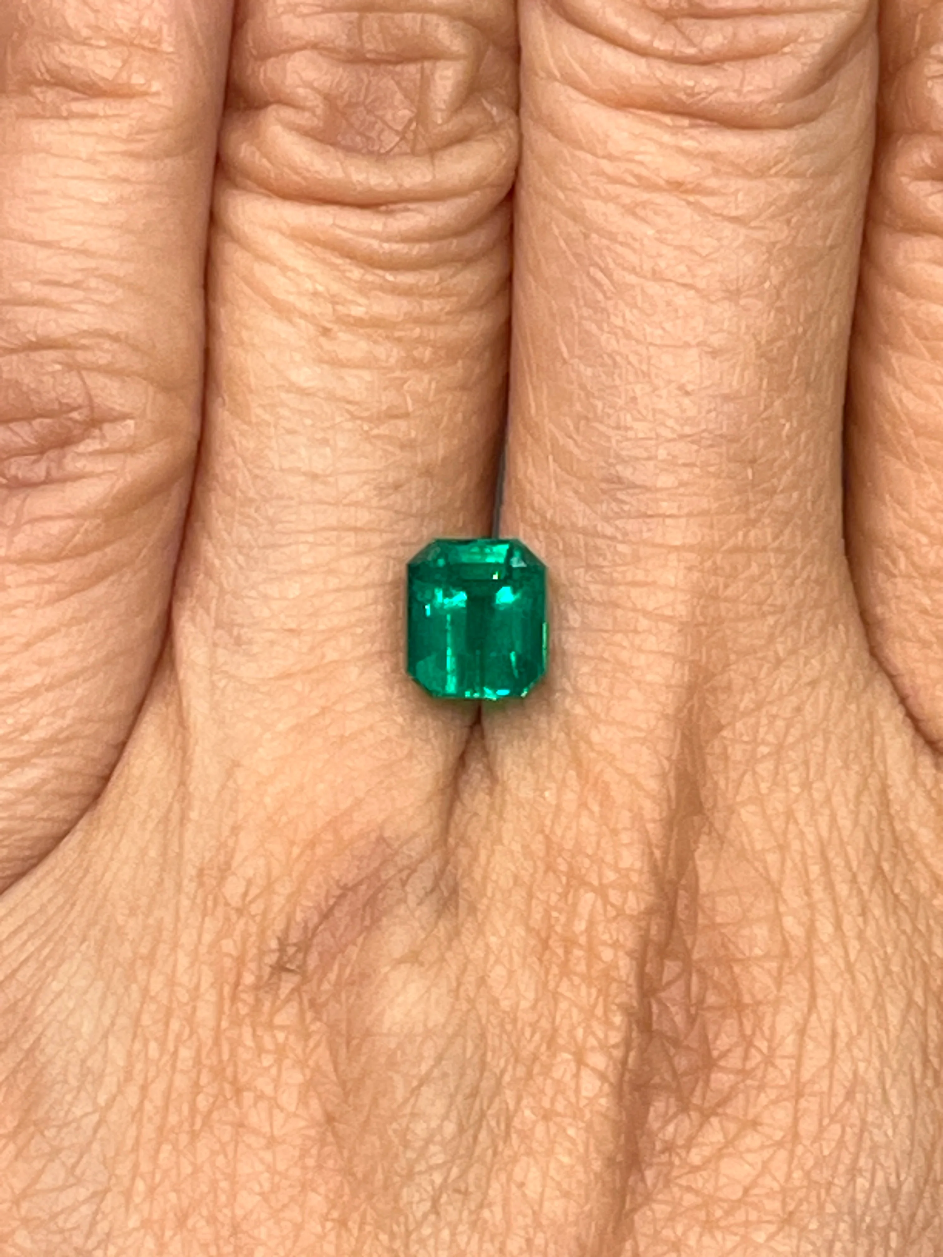1.96 Carat Colombian Emerald - GIA - Image 2