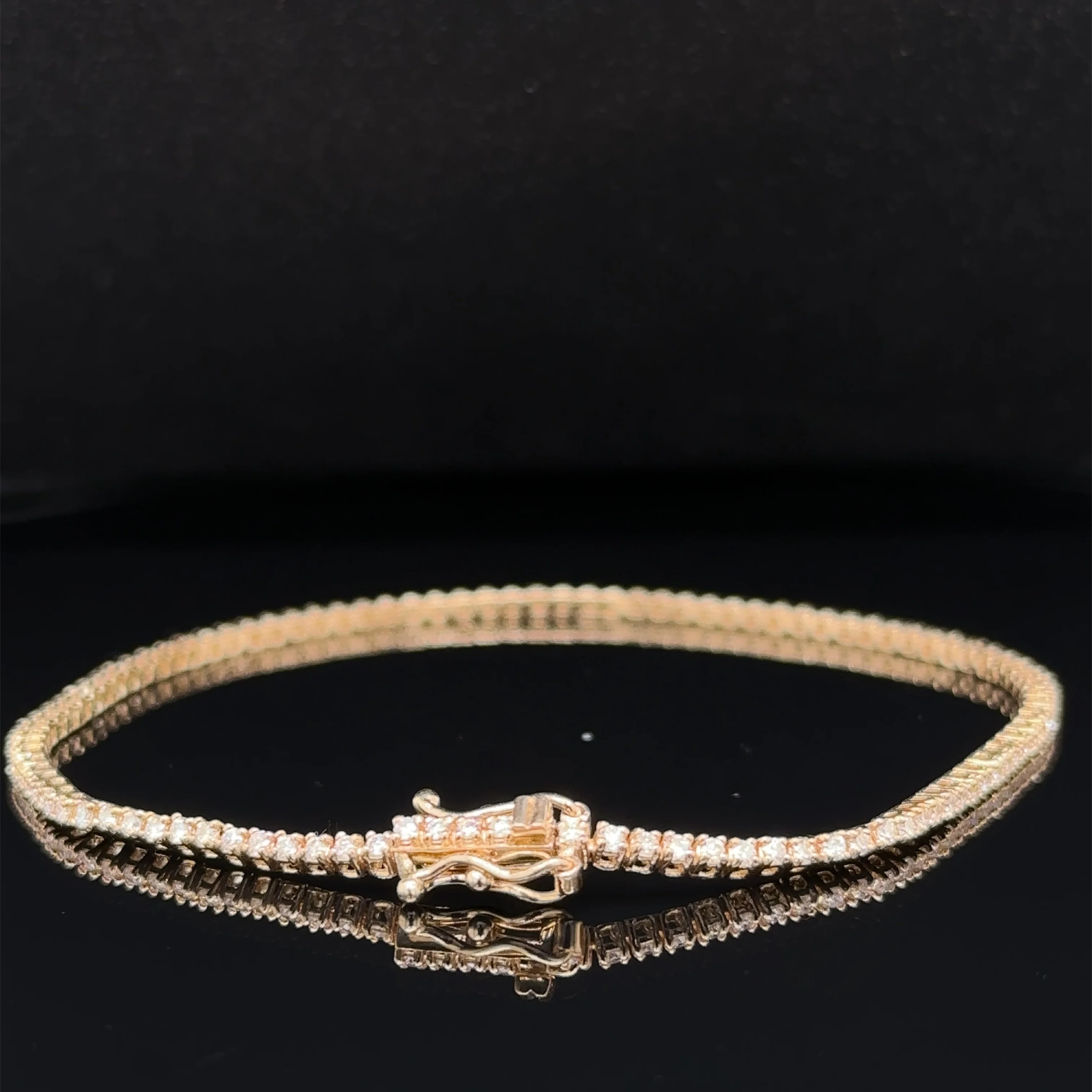1.00 Carat Diamond Tennis Bracelet - Image 5