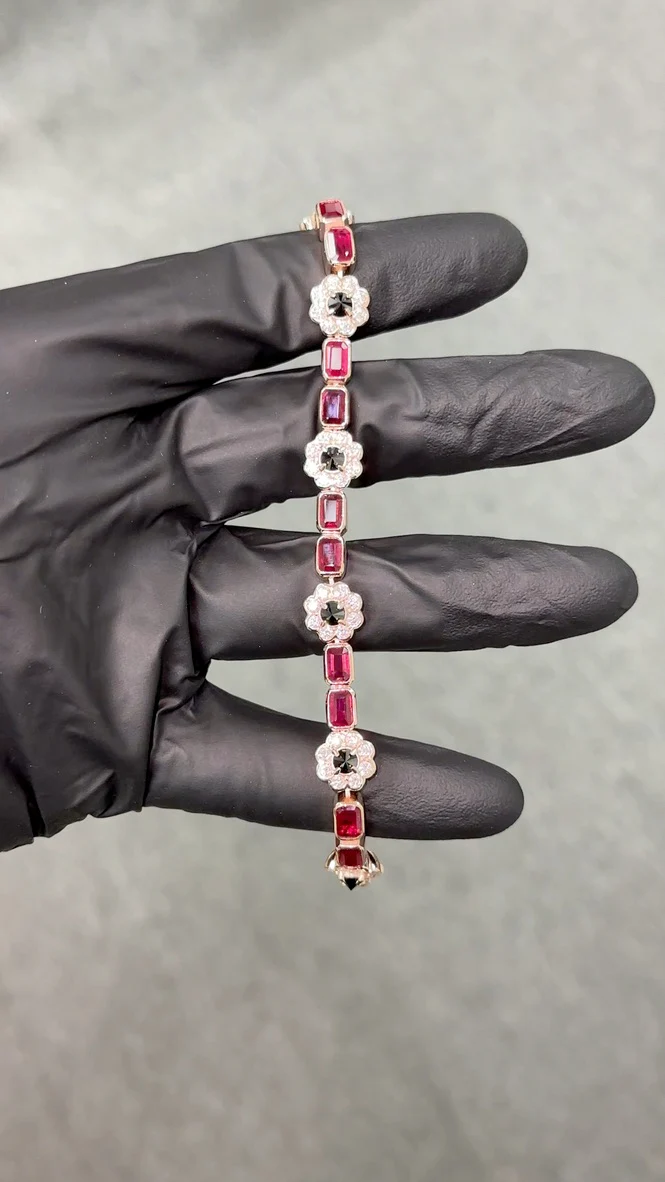 13.54 Carat Ruby & Diamond Bracelet - Image 3
