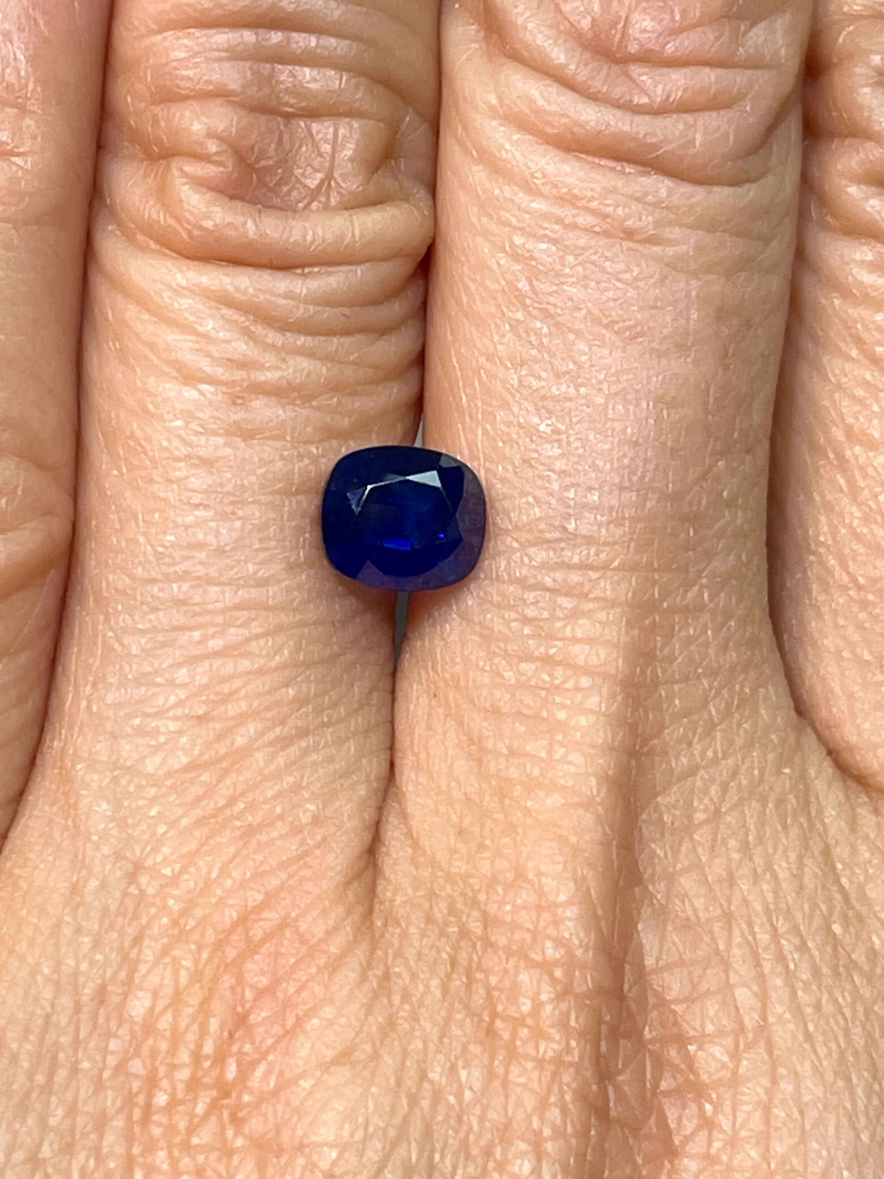 2.04 Carat Blue Sapphire - Image 2