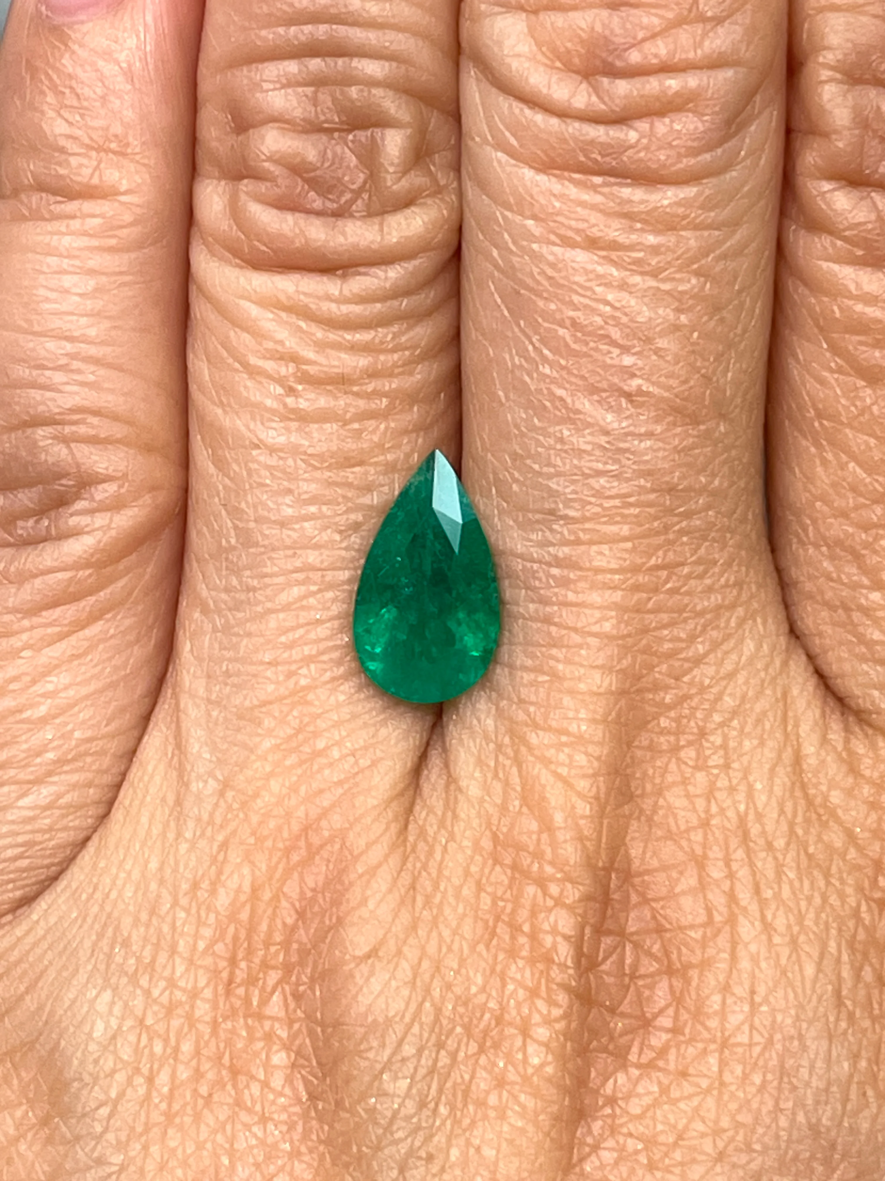 2.49 Carat Colombian Emerald - Image 2