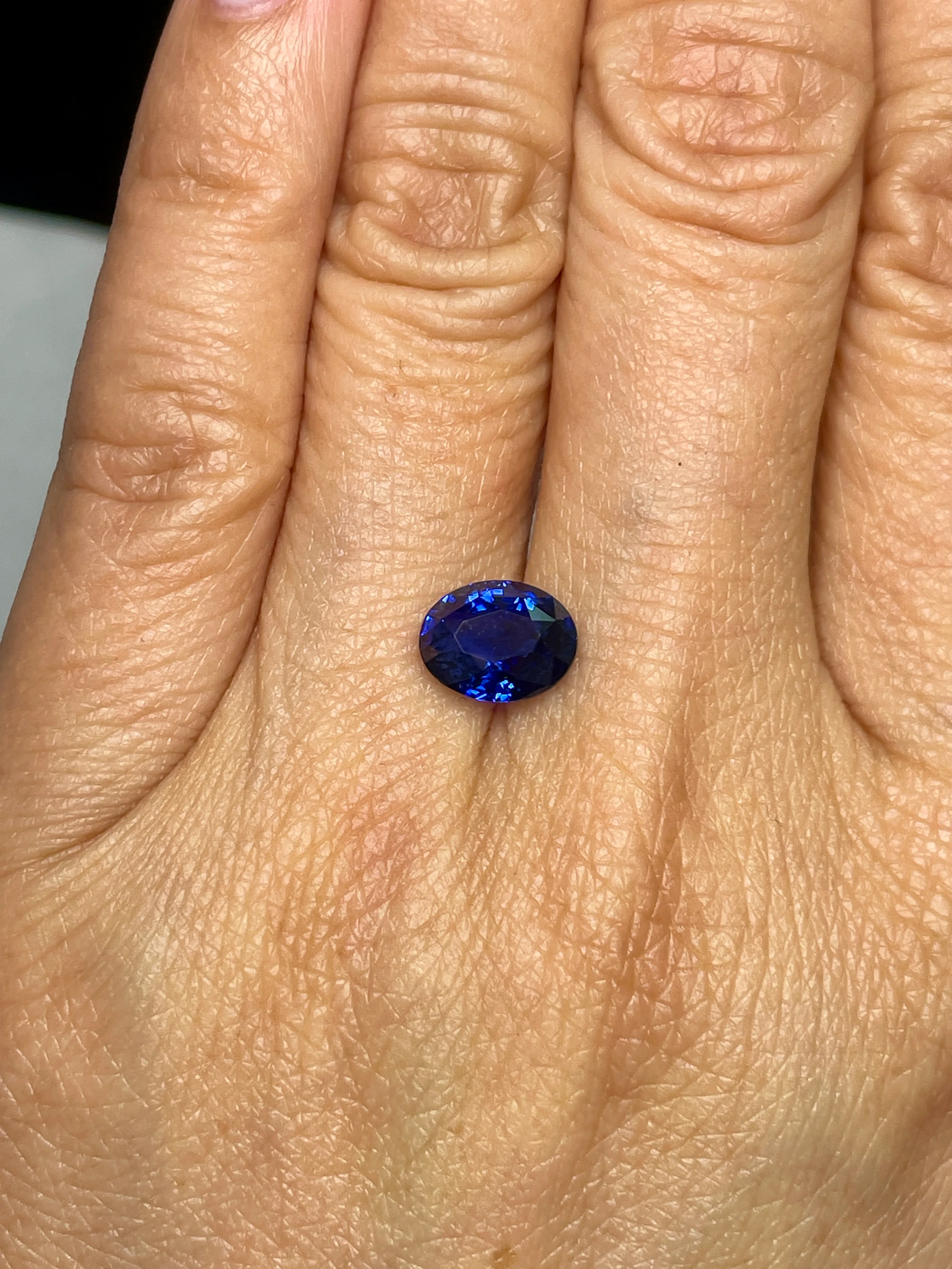 2.58 Carat Blue Sapphire - Image 3