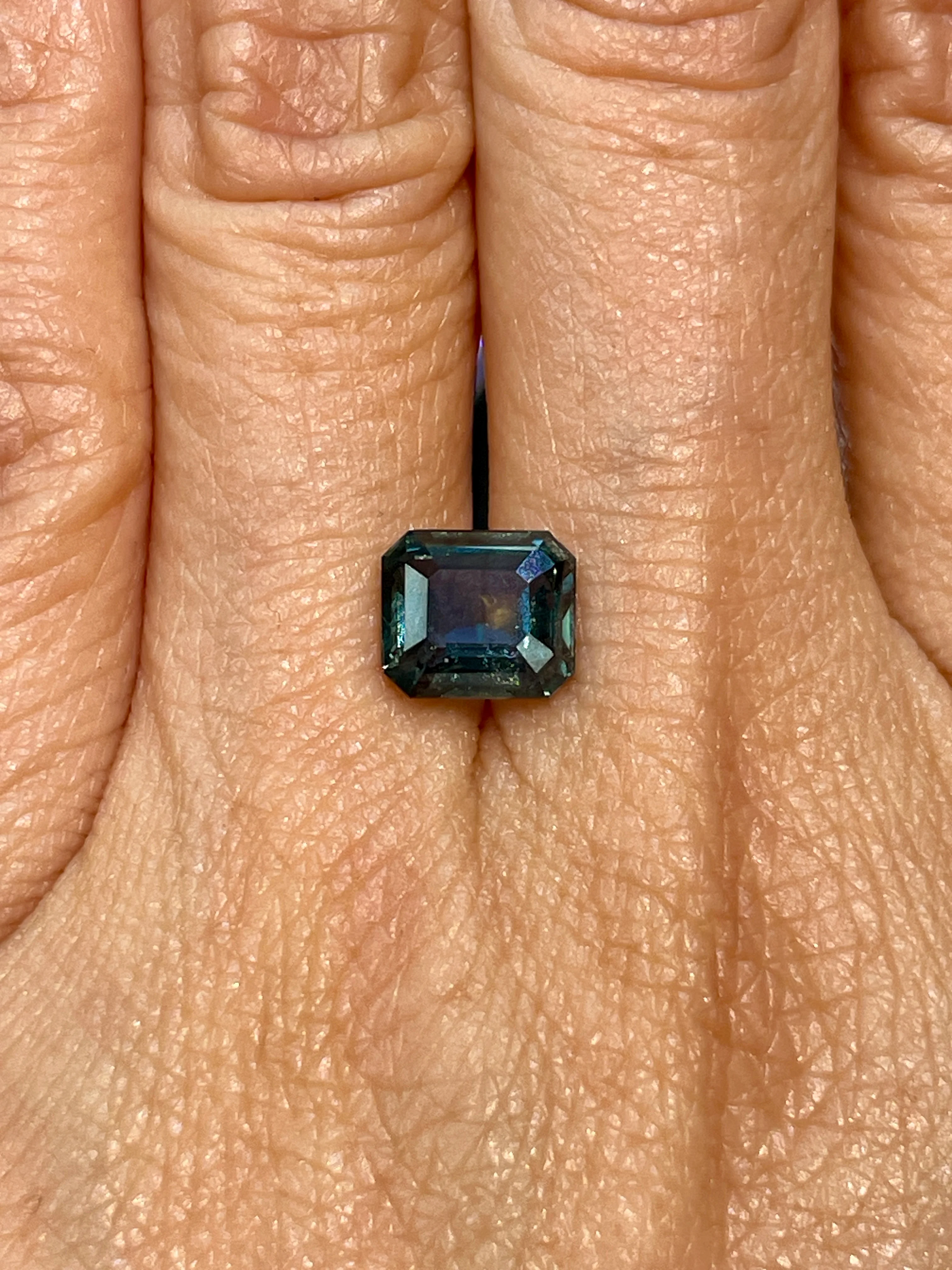 3.09 Carat No Heat Teal/Bi-Color Sapphire - Image 2