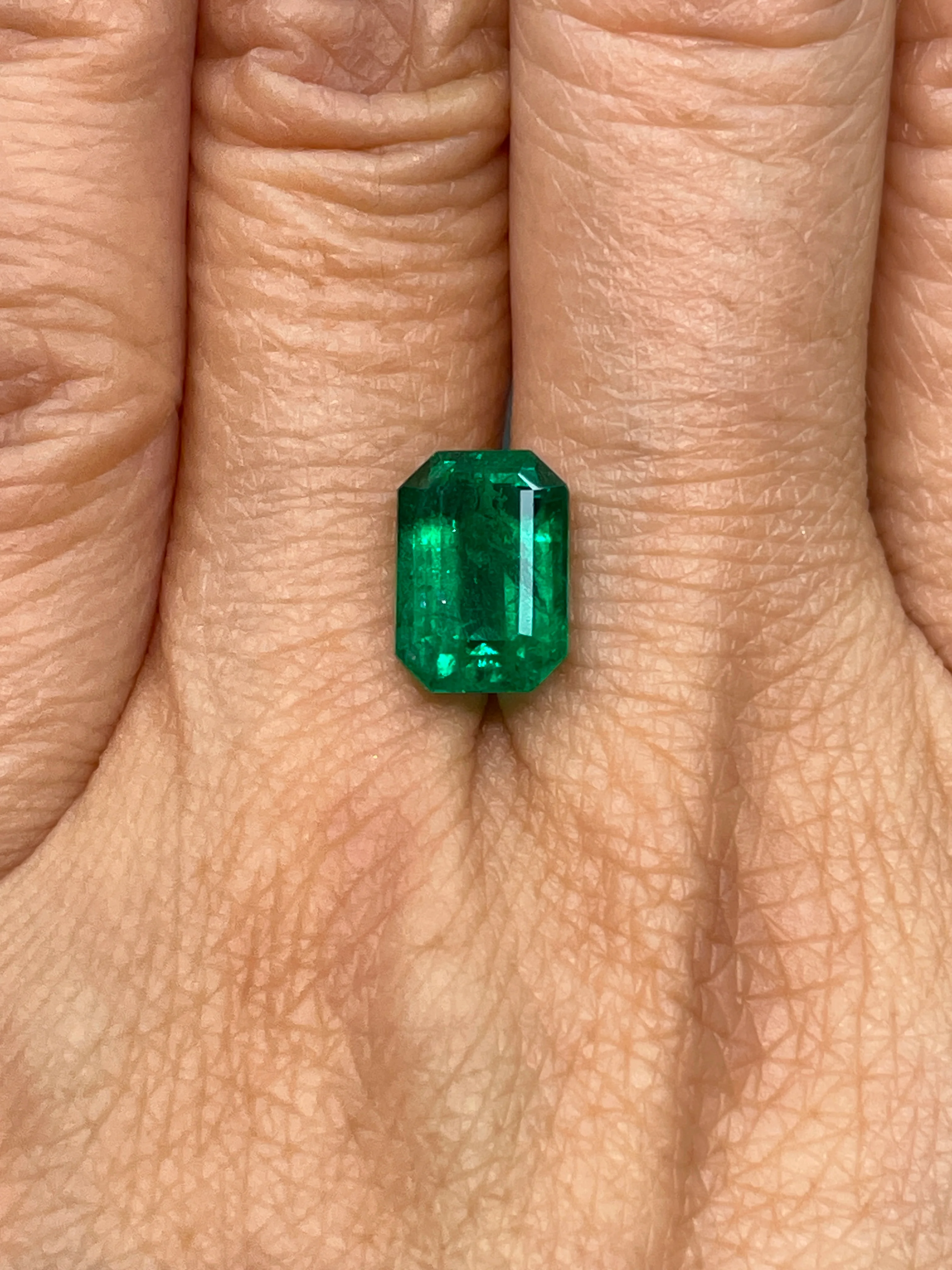 3.30 Carat Emerald - Image 2