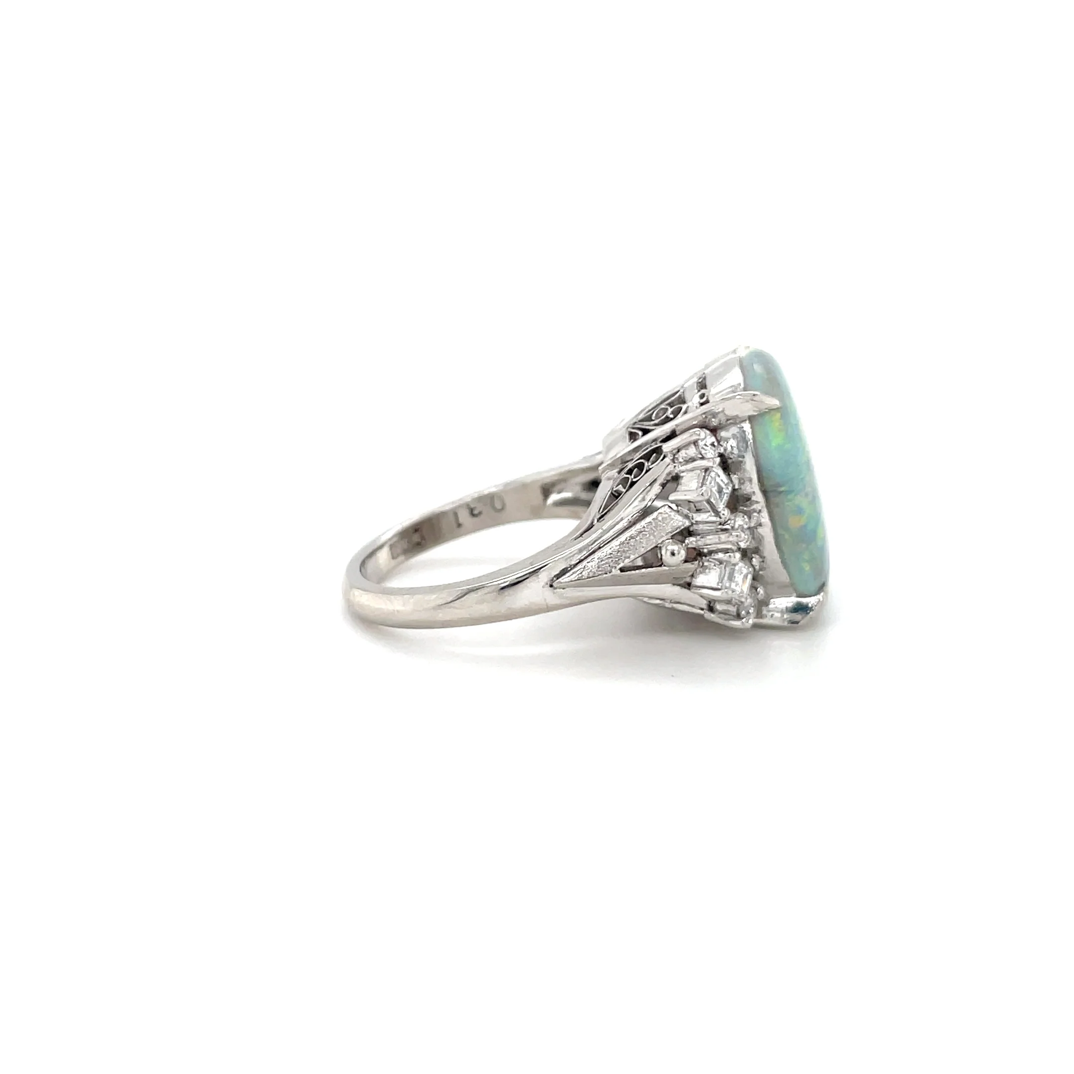 4.24 Carat Opal and Diamond Ring - Image 4
