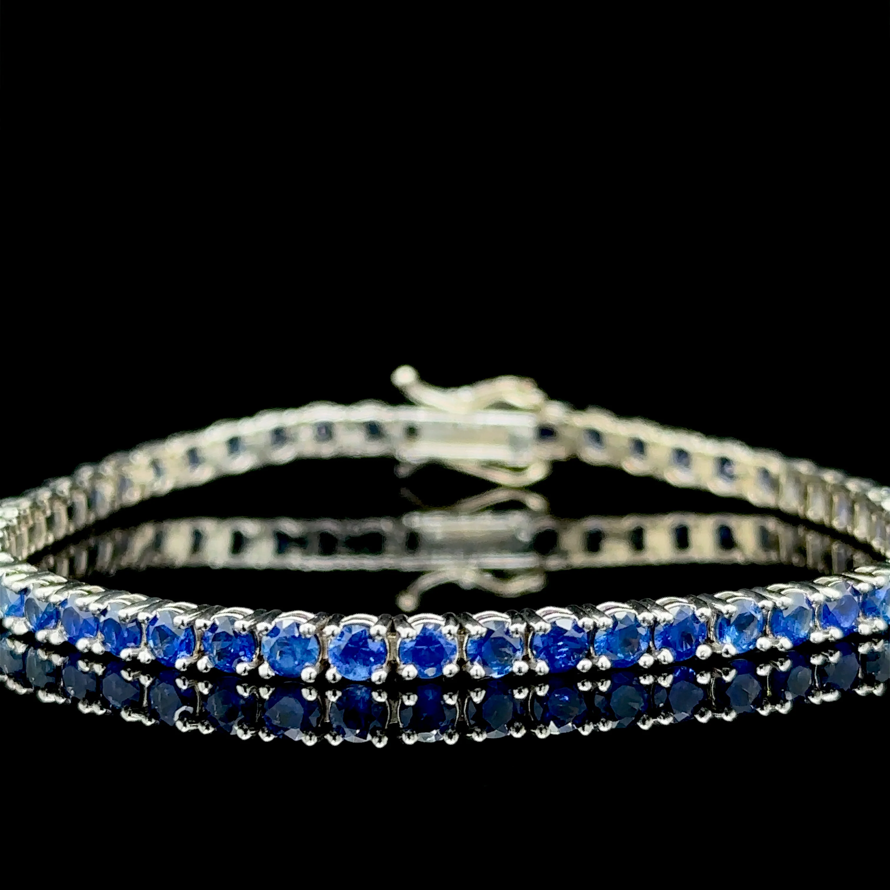 6.28 Carat Blue Sapphire Tennis Bracelet - Image 3