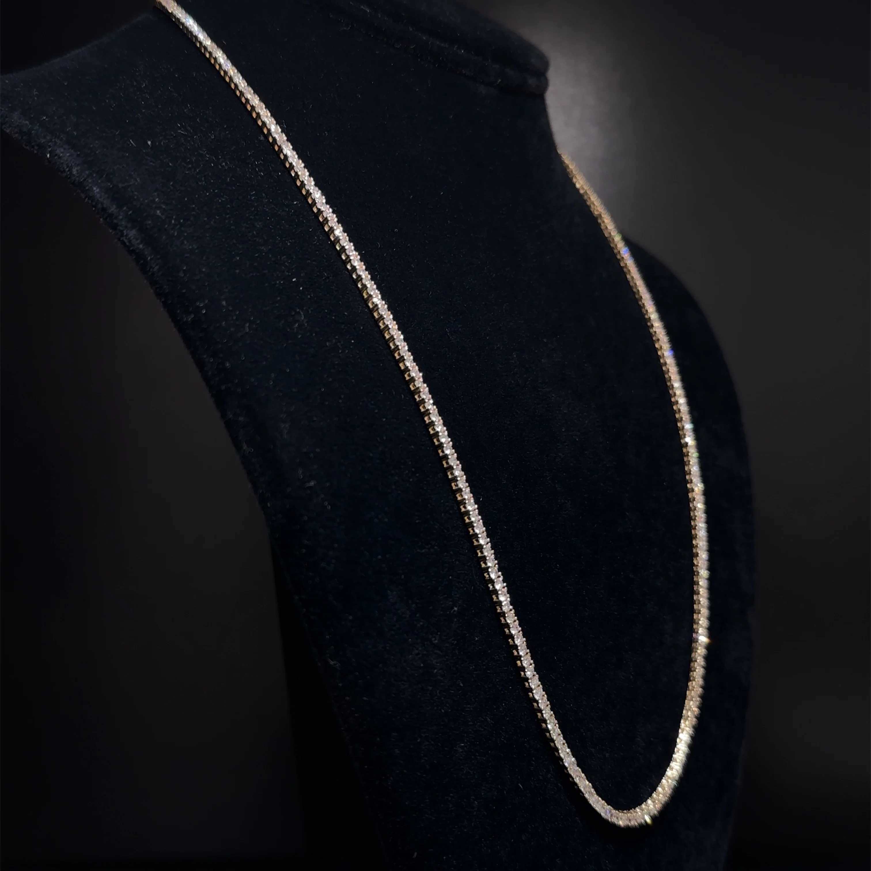 9.00 Carat Tennis Necklace - Image 3