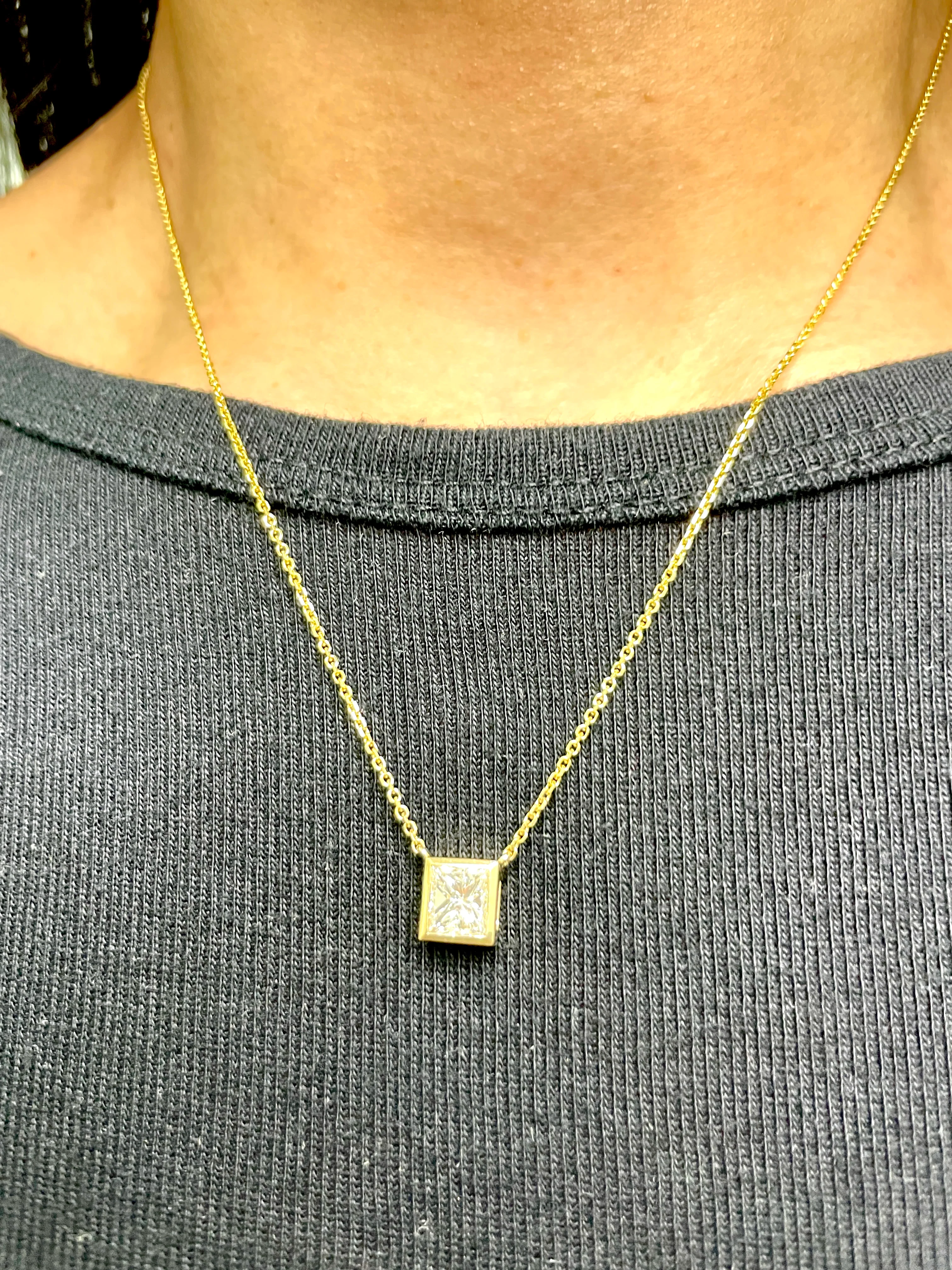 1.00 Carat Princess Diamond Pendant - Image 2