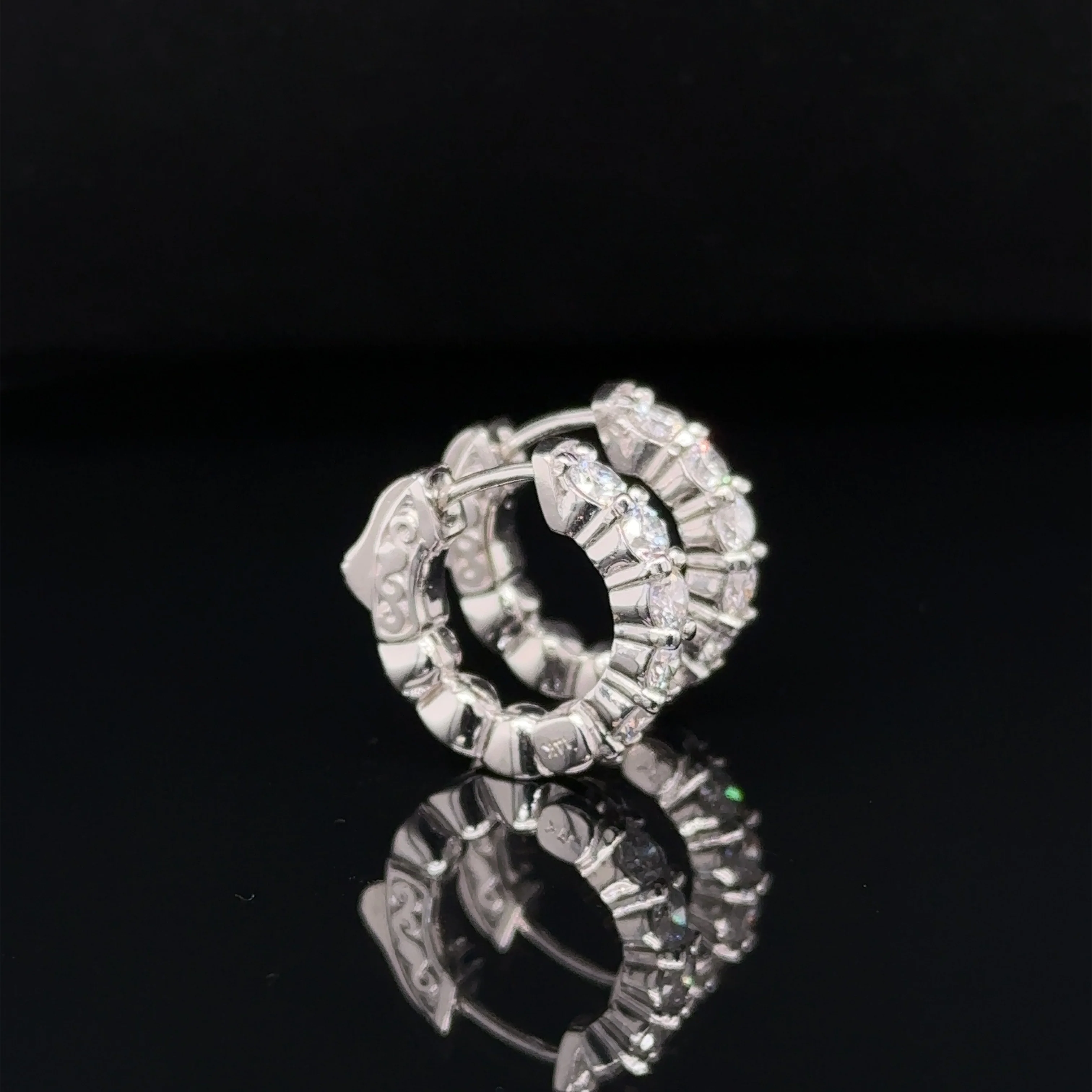 1.00 Carat Diamond Mini Hoop Earrings - Image 4