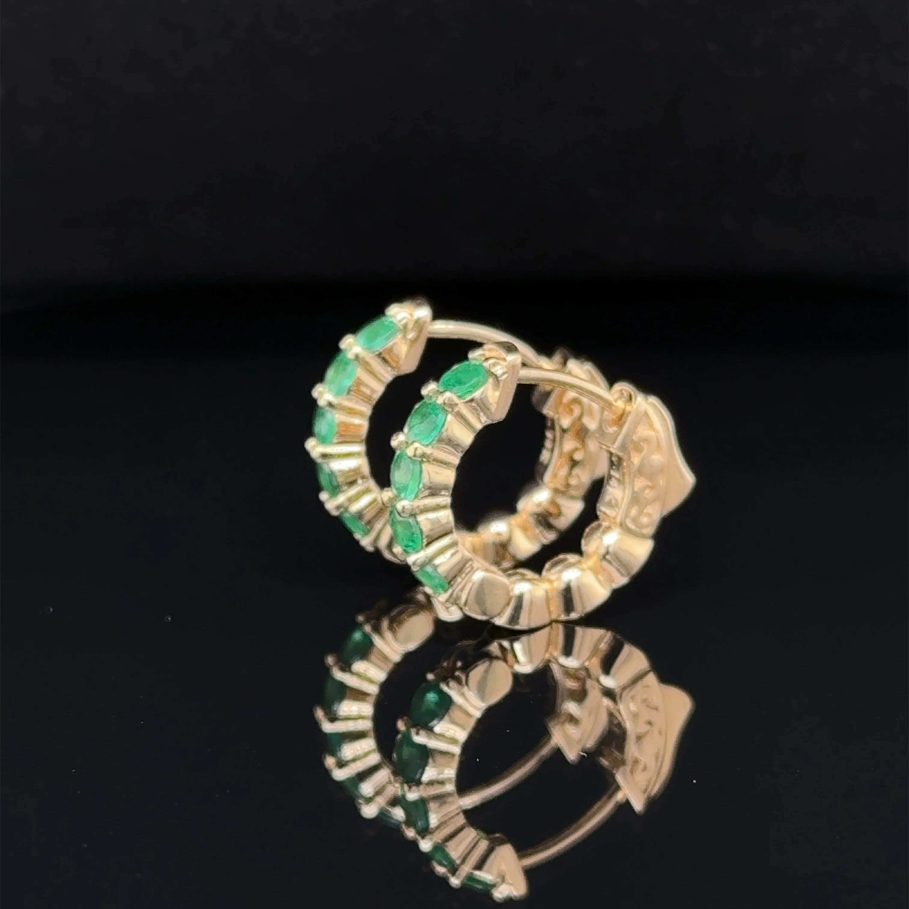 1.00 Carat Emerald Mini Hoop Earrings - Image 4
