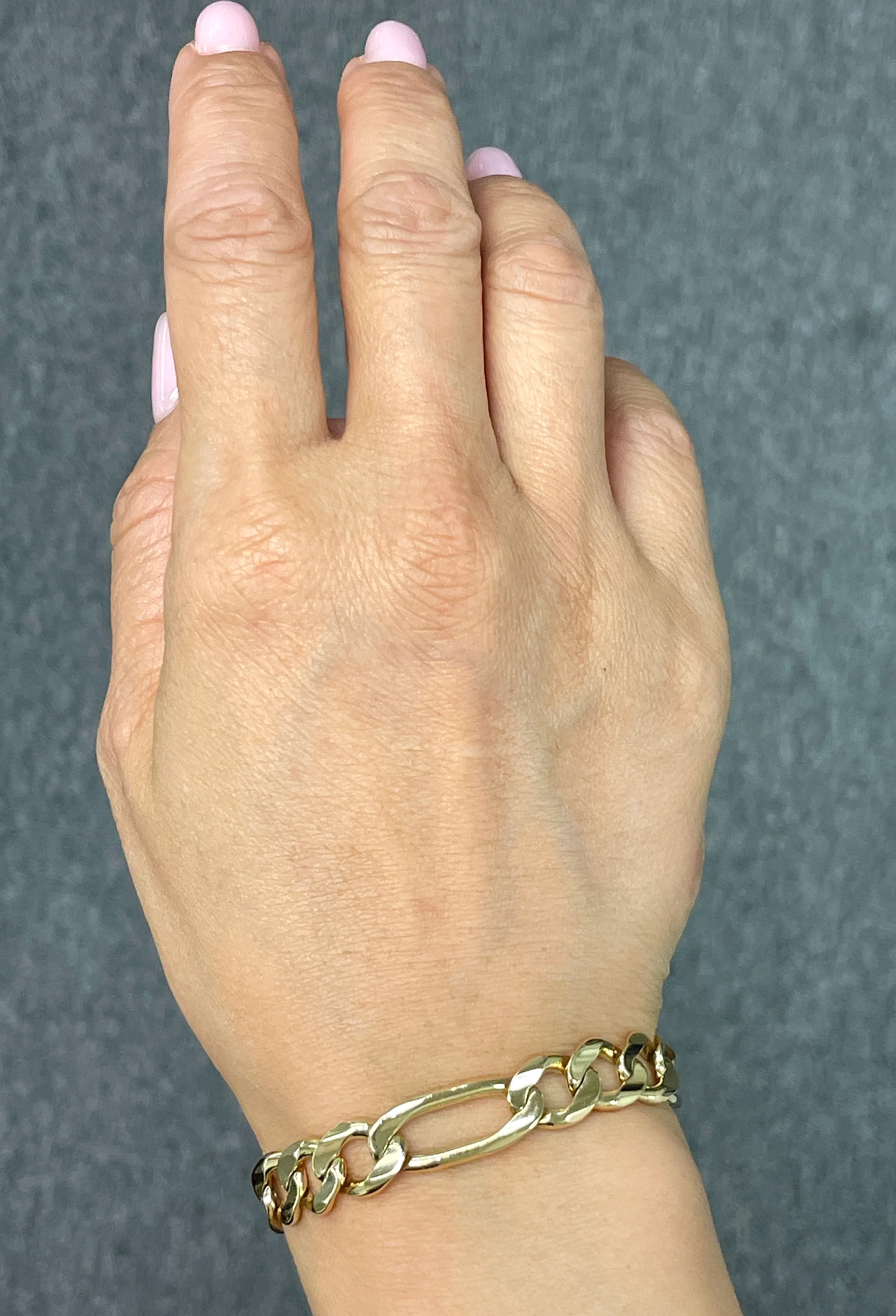 Solid 14k Gold Figaro Link Bracelet - 9.5mm - Image 3